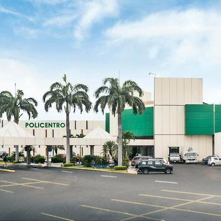 MegaSuite Las Garzas, Junto Al San Marino Guayaquil Exterior foto